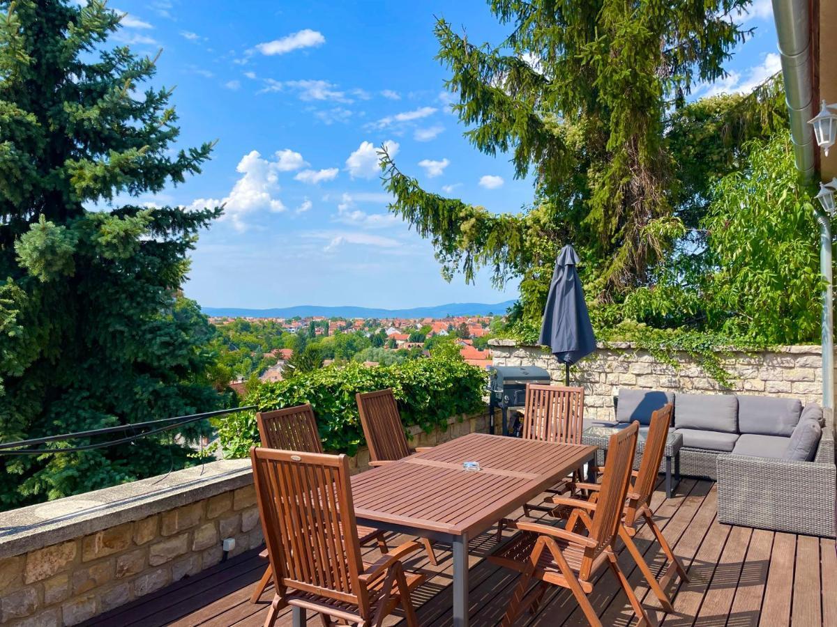 Apartment Terrace Premium Belvaros Jacuzzival *