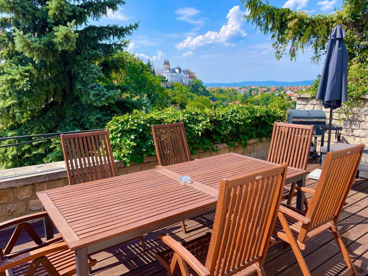 Terrace Premium Belvaros Jacuzzival *