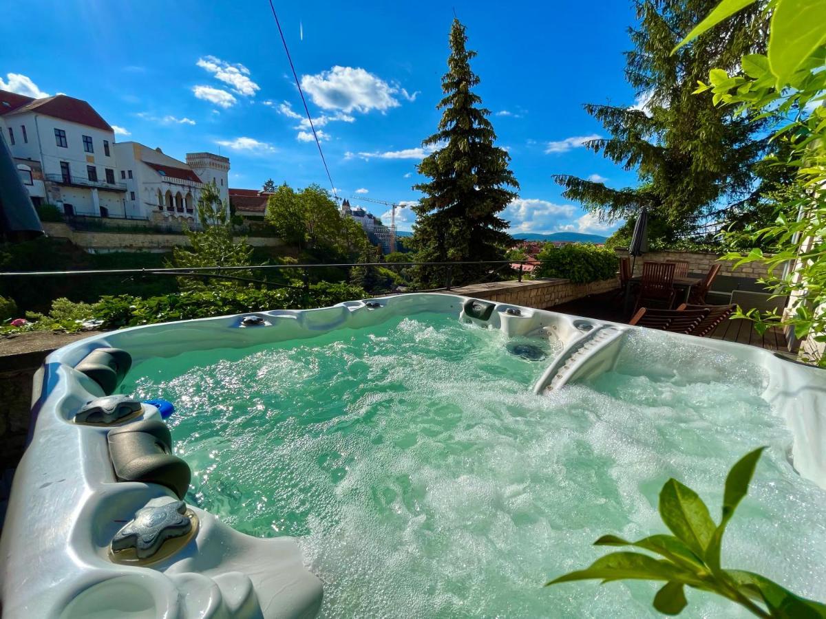 Apartment Terrace Premium Belvaros Jacuzzival Veszprém